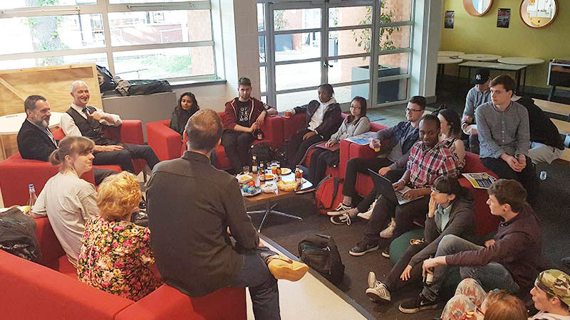 Entrepreneurship for Creatives
